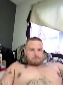 Stripchat Sex Cam of DadDDick925
