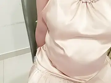 Stripchat Free Porn Cam of Milajinxi