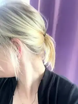 Stripchat Live Sex of Velvet_Chaos