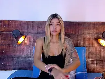 Stripchat Live Porn of Celeste_sanz