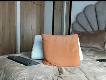 Stripchat Live Sex of manucute_23_