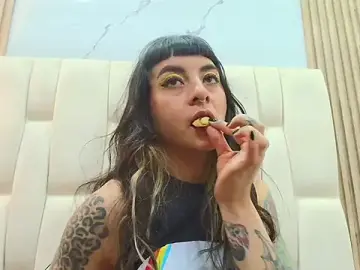 Stripchat Best live sex cam show of Naughty_Kittenm