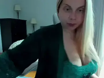 Stripchat Live Sex Cam of Laviora