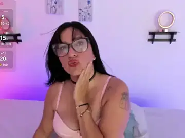 Stripchat Adult Webcam of dalia_milf_co