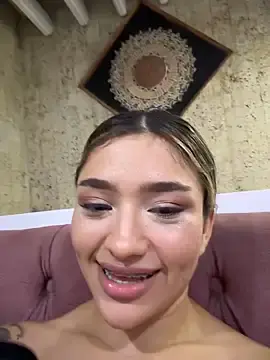 Stripchat Best Webcam of Arianavillada