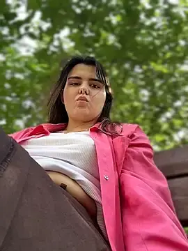 Stripchat Sex Cam of NikaMur