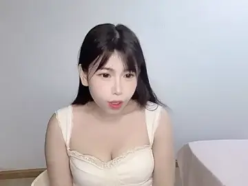 Stripchat Live Sex Cam of Aida73