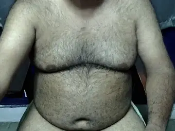 Stripchat Free Porn Cam of hairysubcub_70