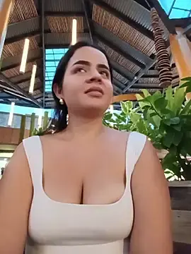 Stripchat Watch Live Sex Cams of Julieth_hot-69