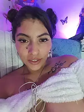Stripchat Watch Live Sex Cams of Fox_Roxxan