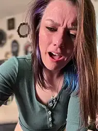 Stripchat Live Sex of LadyLena1