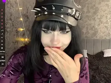 Stripchat Watch Live Sex Cams of EmilyEmbears