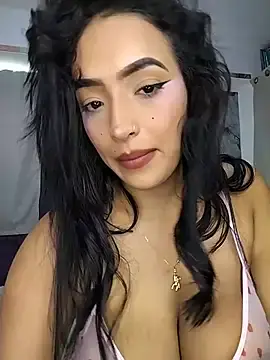 Stripchat Free Live Porn of SaharQamar