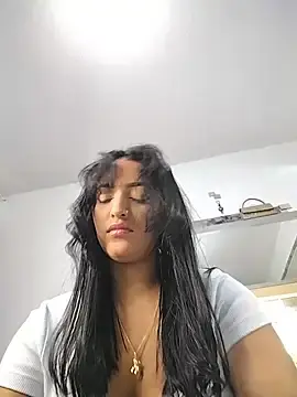 Stripchat Live Sex Cam of SaharQamar