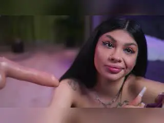 Xlovecam Live Porn of SpicyLeila