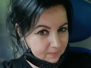 Xlovecam Live Sex of LolaGreate