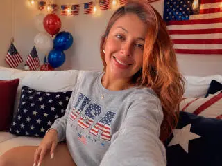 Xlovecam Best Webcam of MartinaClarck