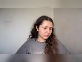 Xlovecam Free Porn Cam of AngelEmma69