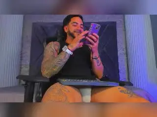 Xlovecam Adult Webcam of DanteDimarco