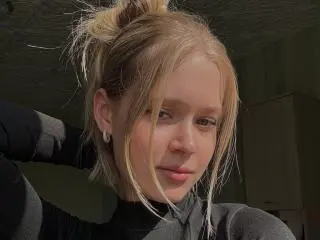 Xlovecam Watch Live Sex Cams of LillianaWhang