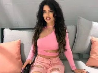 Xlovecam Sex Cam of HeidiCandyx