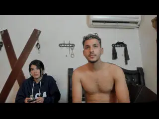 Xlovecam Free Live Porn of JadeAndBob