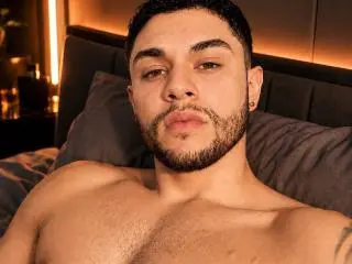 Xlovecam Sex Cam of BrianAdler