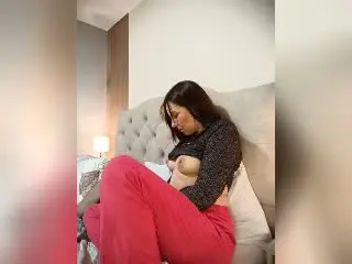 Xlovecam Free Live Porn of AdelaShery