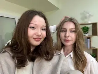 Xlovecam Live Sex of MazieCahal