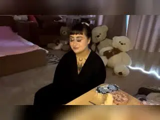 Xlovecam Sex Cam of LynnaMitton