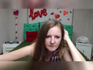 Xlovecam Live Sex Cam of MeganPirs