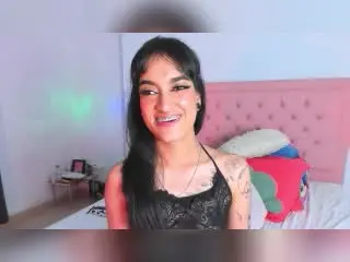 Xlovecam Free Live Porn of MeliMuller
