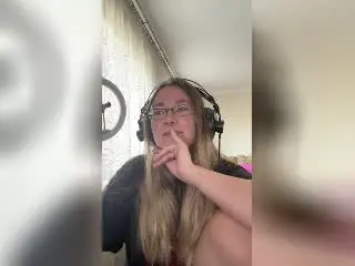 Xlovecam Best Webcam of Meeranda