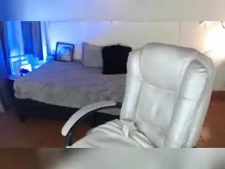 Xlovecam Live Sex Cam of TianaWow