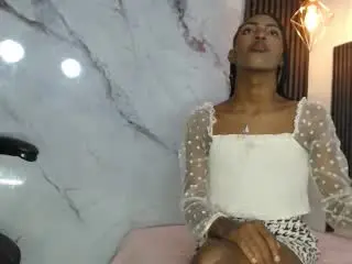 Xlovecam Sex Chat of AitanaAdhams