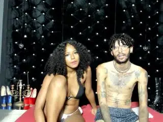 Xlovecam Adult Webcam of JeniferandBenn