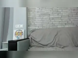 Xlovecam Live Sex Cam of MaddymidNight