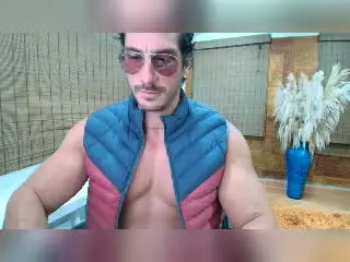 Xlovecam Free Porn Cam of IcarusSecret