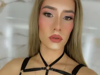 Xlovecam Watch Live Sex Cams of CamiiNiieves