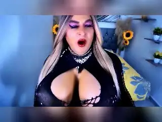 Xlovecam Live Sex Cam of CamilaBigCock