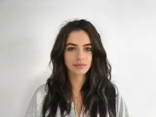 Xlovecam Watch Live Sex Cams of CarliHot