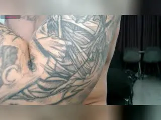 Xlovecam Nude Webcam of GreenDylan