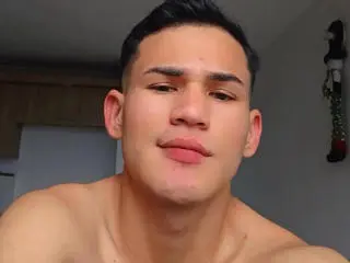 Xlovecam Live Porn of AlessandroMusk