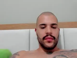 Xlovecam Private Sex Chat of MedellynDark