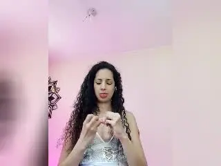 Xlovecam Live Porn of CurlyBlossom