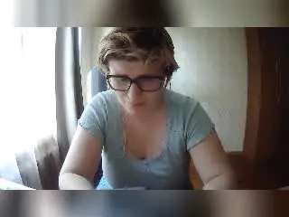 Xlovecam Live Sex of SabrinaShine