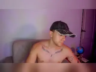 Xlovecam Live Sex Cam of JamesColtt