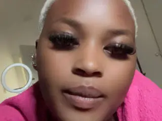 Xlovecam Live Sex Cam of TiaraBae