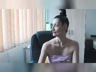 Xlovecam Nude Webcam of BeatrixCharmm