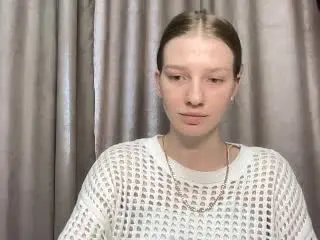Xlovecam Free Porn Cam of Ginnia